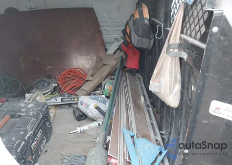 2002 Ford E-250 Commercial/Recreational from USA, damaged, VIN 1FTNE24L82HA66422